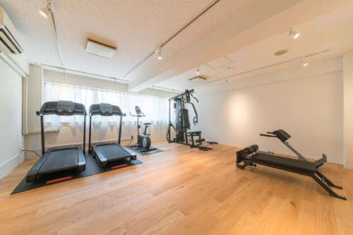 Stylish Coliving Residence with Sauna and Shared Kitchen in Vibrant Yokohama  - Gallery -  5