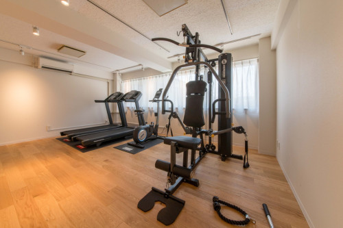 Stylish Coliving Residence with Sauna and Shared Kitchen in Vibrant Yokohama