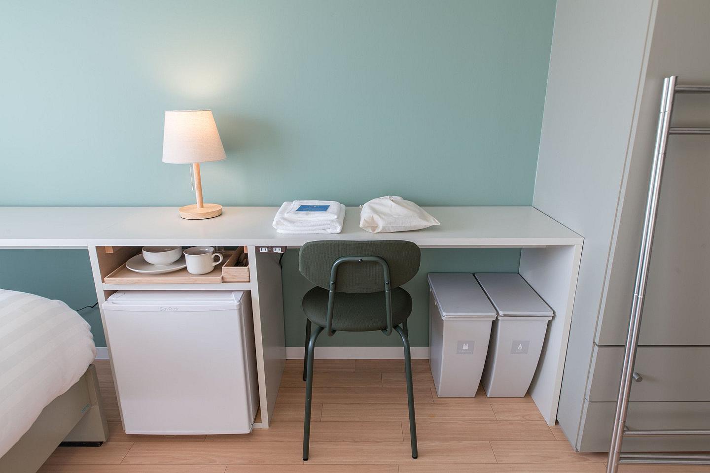 Bed In A 1-Bed Gender Separated Room - Stylish Coliving Residence with Sauna and Shared Kitchen in Vibrant Yokohama - Gallery - 6