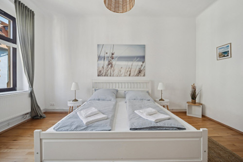 2BR light filled apartment in historic neigborhood near University and Center - Gallery - 5