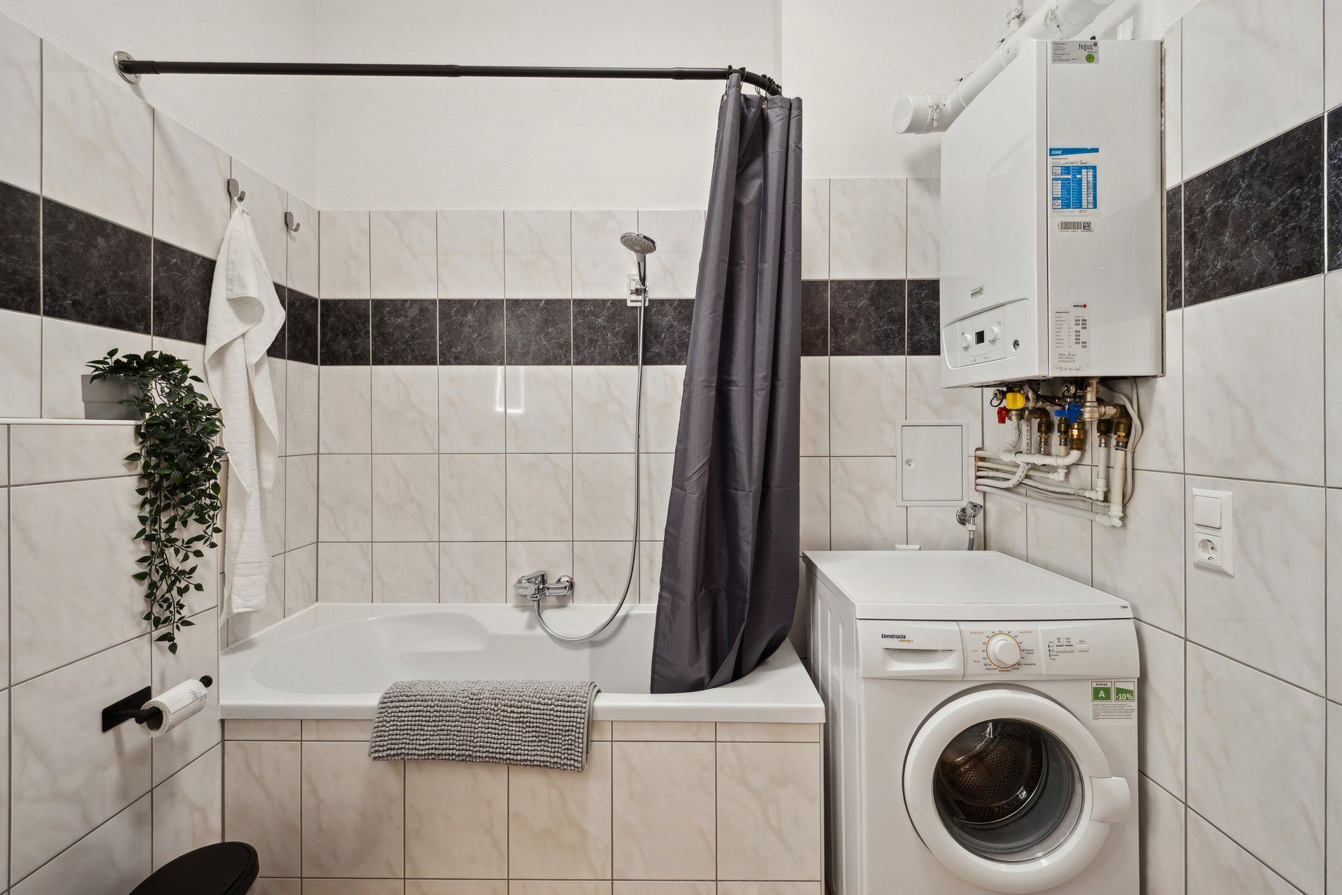 2BR Light Filled Apartment In Historic Neigborhood Near University And Center - 8