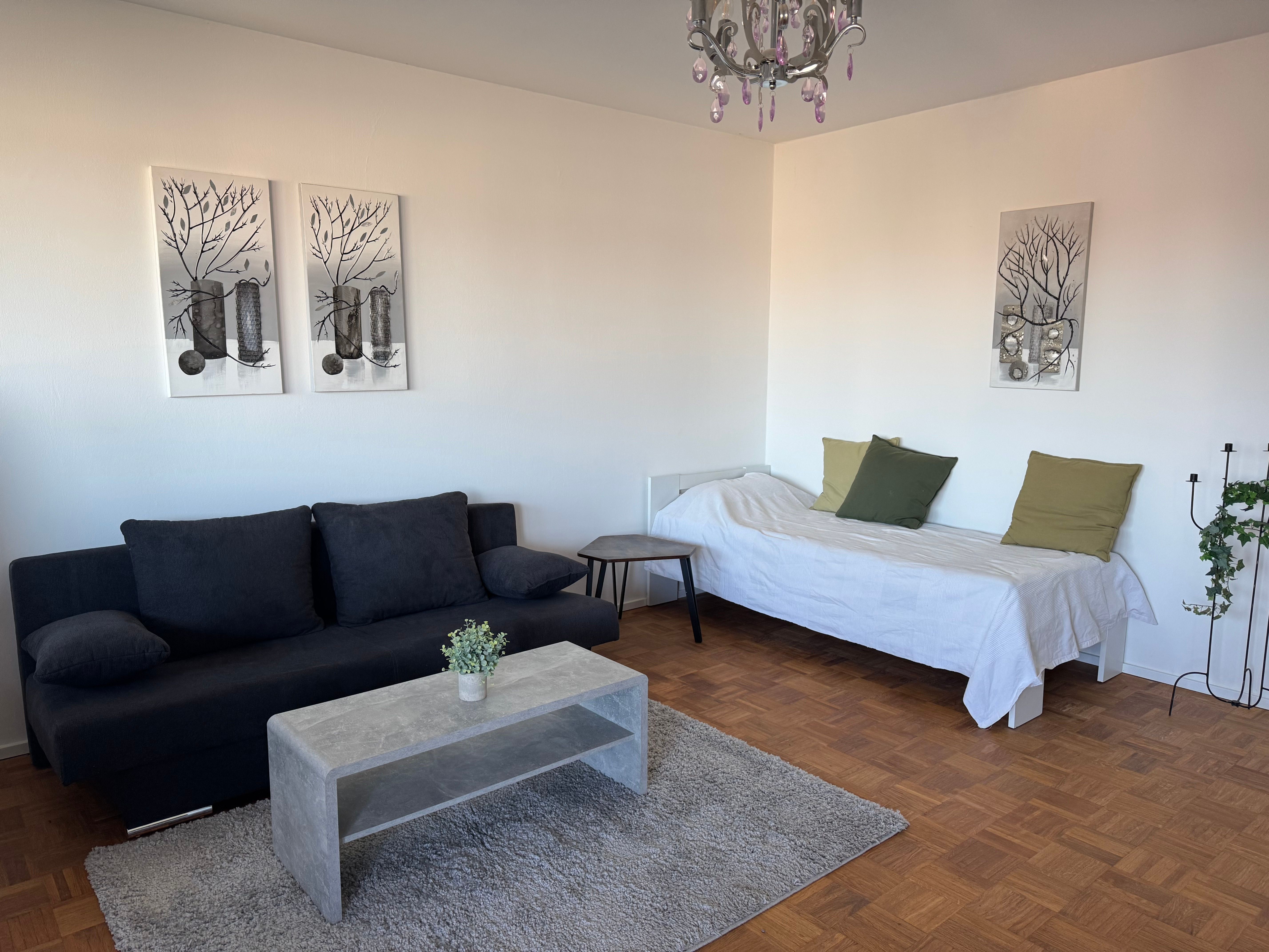 Amazing And Charming Suite In Augsburg - 10