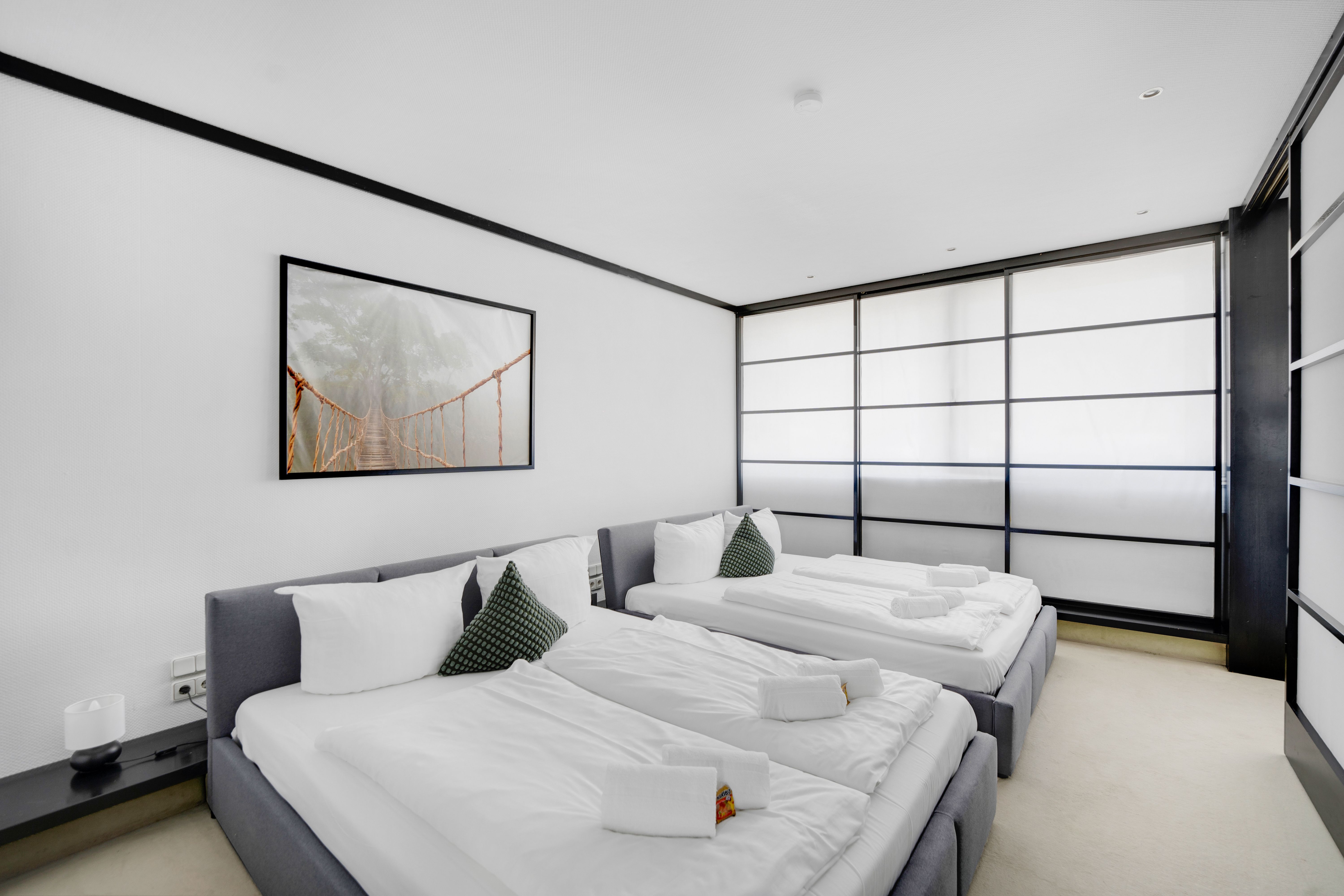 Penthouse 232QM With Whirlpool 12 Person - 22