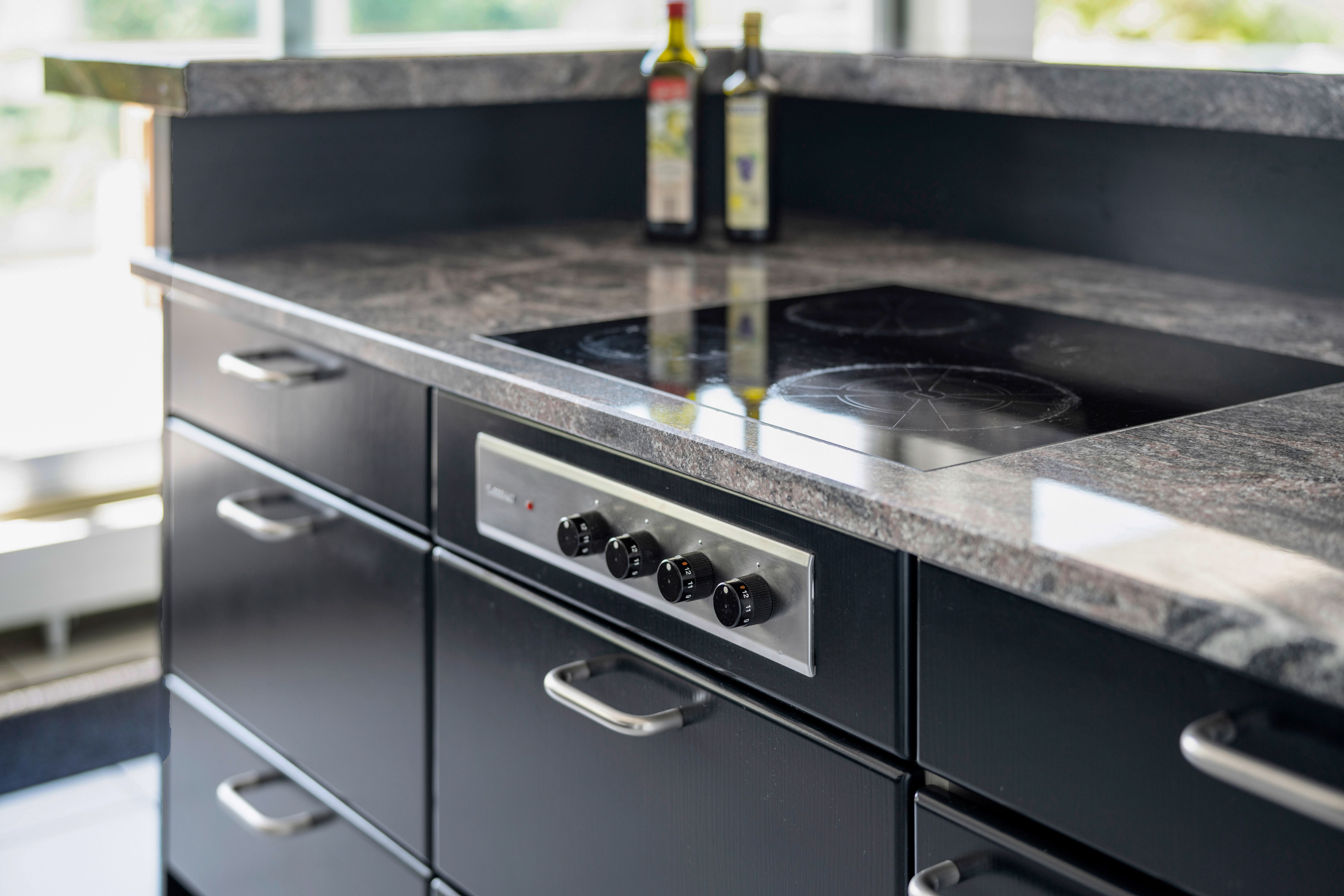 Penthouse 232QM With Whirlpool 12 Person - 16