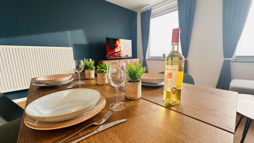 Spacious furnished 3-room apartment in a central location - ideal for long-term stay for up to 6 people - Gallery - 16