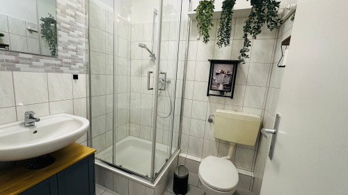 Spacious furnished 3-room apartment in a central location - ideal for long-term stay for up to 6 people - Gallery - 14