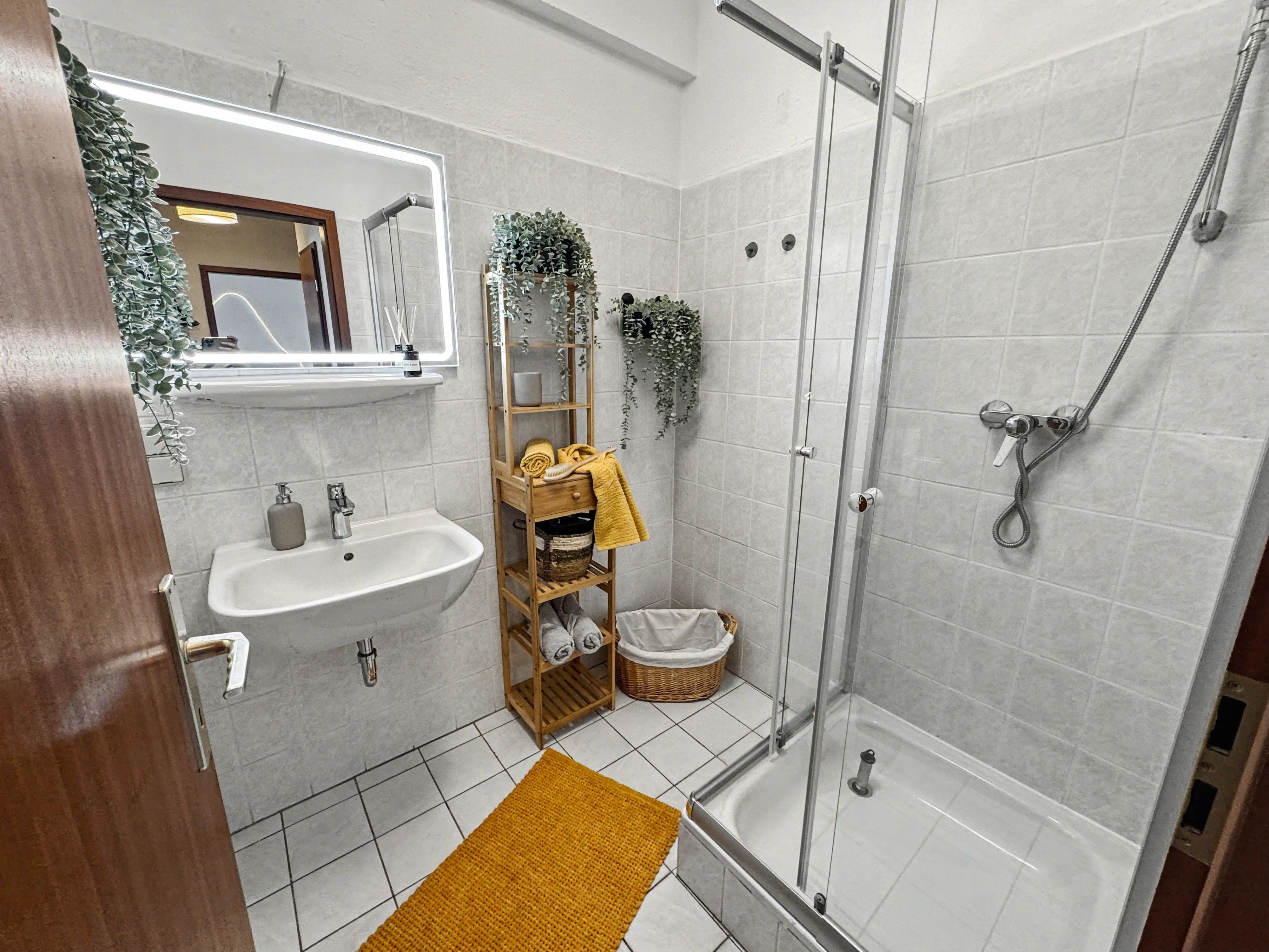  Stylish & Cosy Apartment Near Dresden - Complete Fitted  -  Stylish & Cosy Apartment near Dresden - complete fitted  - Gallery -  5