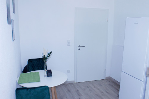 Cozy Ground Floor Apartment - Fully Furnished and Equipped! located (Bühl)