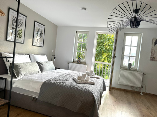 Wohnung Balkon Einbauküche Stellplatz Keller