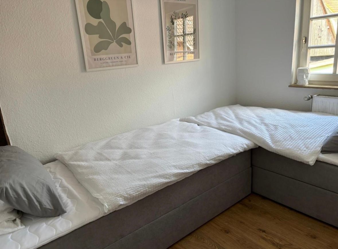  Wohnung Balkon Einbauküche Stellplatz Keller  -  Wohnung Balkon Einbauküche Stellplatz Keller  - Gallery -  2