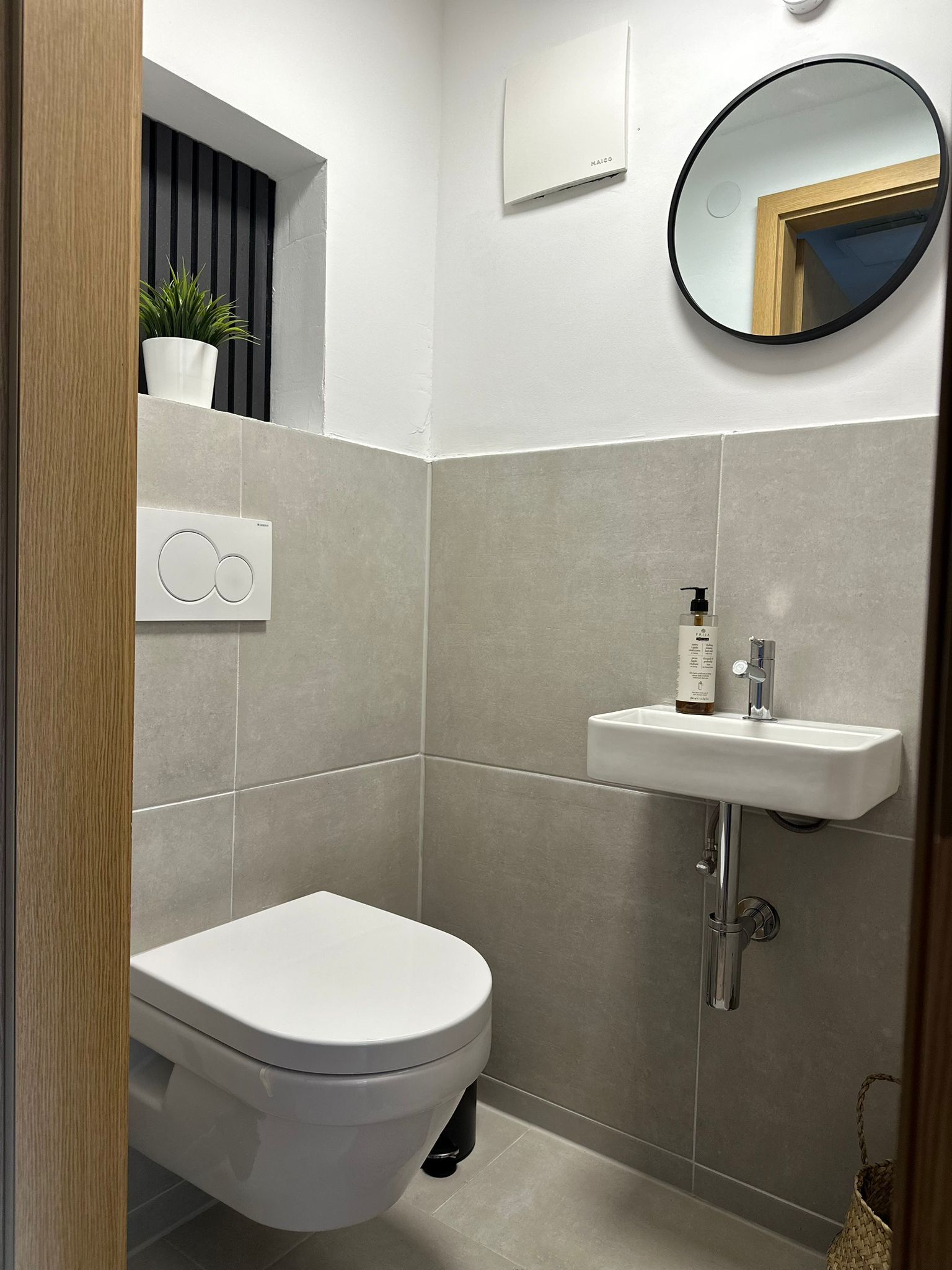  Wohnung Balkon Einbauküche Stellplatz Keller  -  Wohnung Balkon Einbauküche Stellplatz Keller  - Gallery -  3