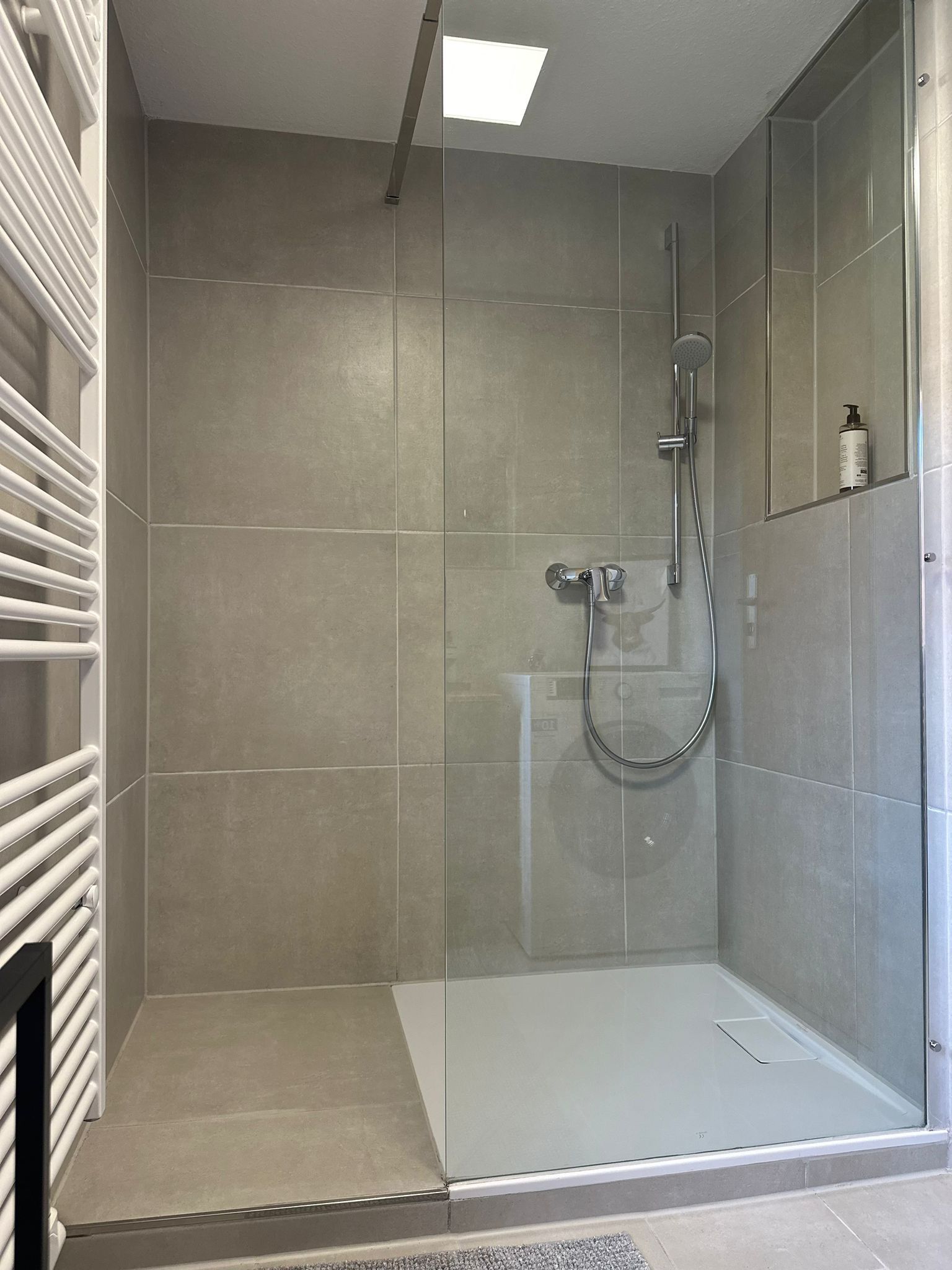  Wohnung Balkon Einbauküche Stellplatz Keller  -  Wohnung Balkon Einbauküche Stellplatz Keller  - Gallery -  4