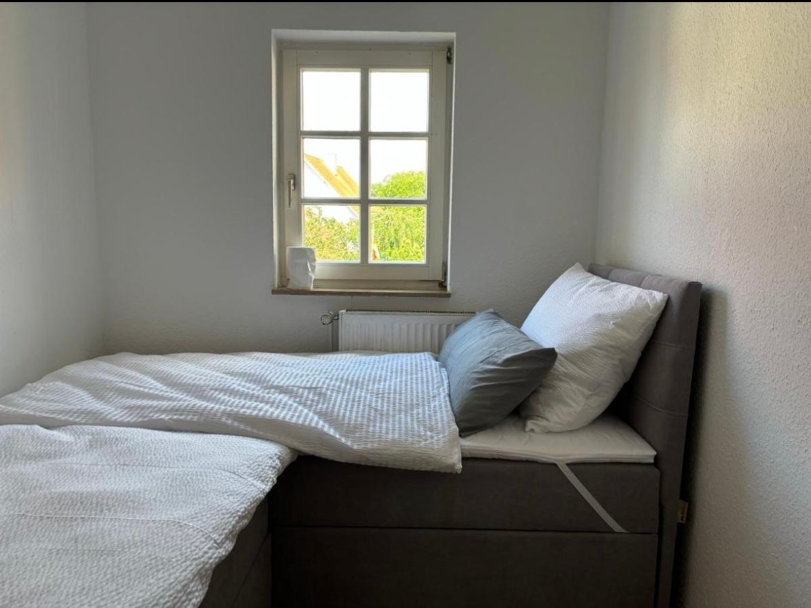  Wohnung Balkon Einbauküche Stellplatz Keller  -  Wohnung Balkon Einbauküche Stellplatz Keller  - Gallery -  1