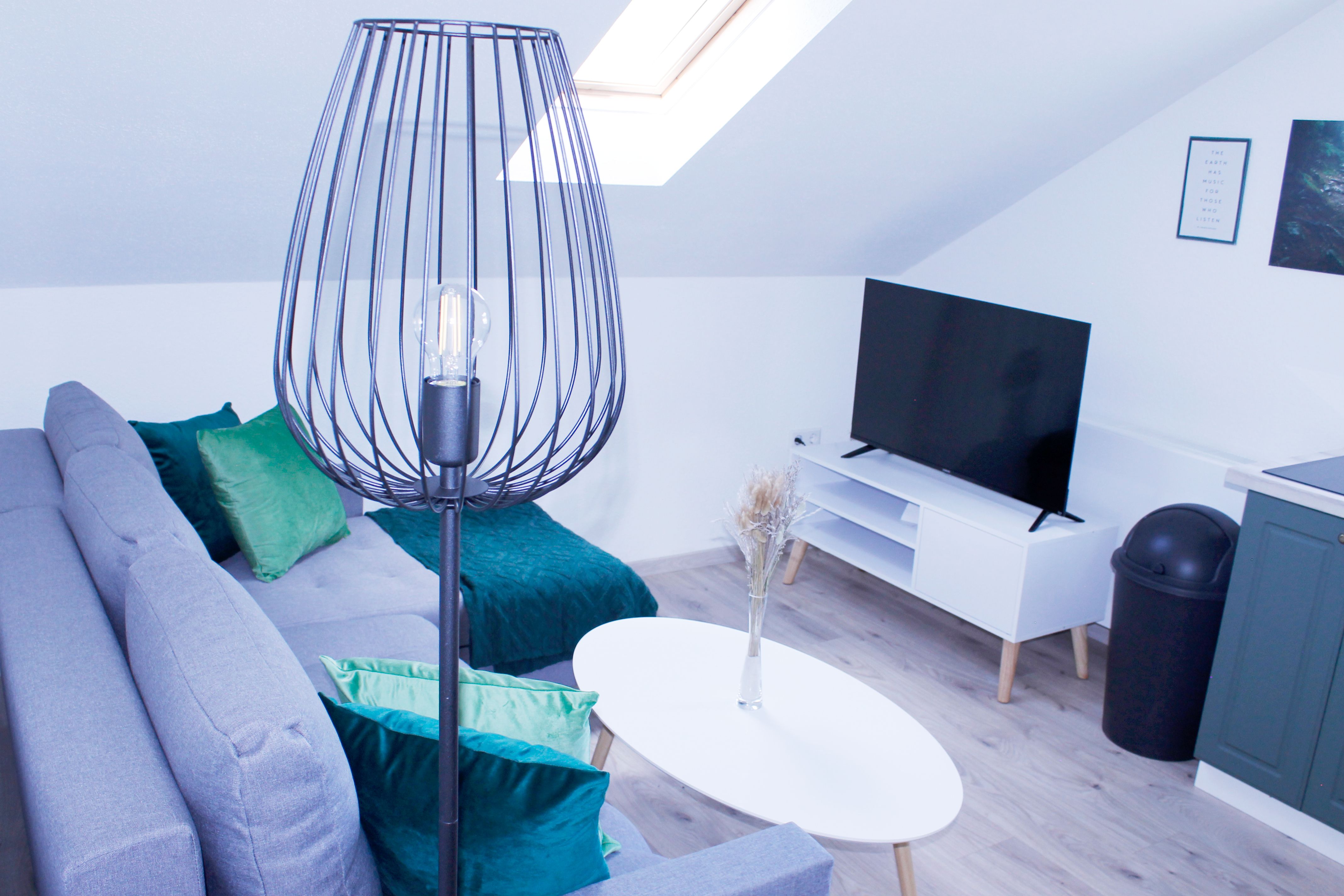  Cozy Attic Floor Apartment - Fully Furnished And Equipped! Located (Bühl)  -  Cozy Attic Floor Apartment - Fully Furnished and Equipped! located (Bühl)  - Gallery -  7
