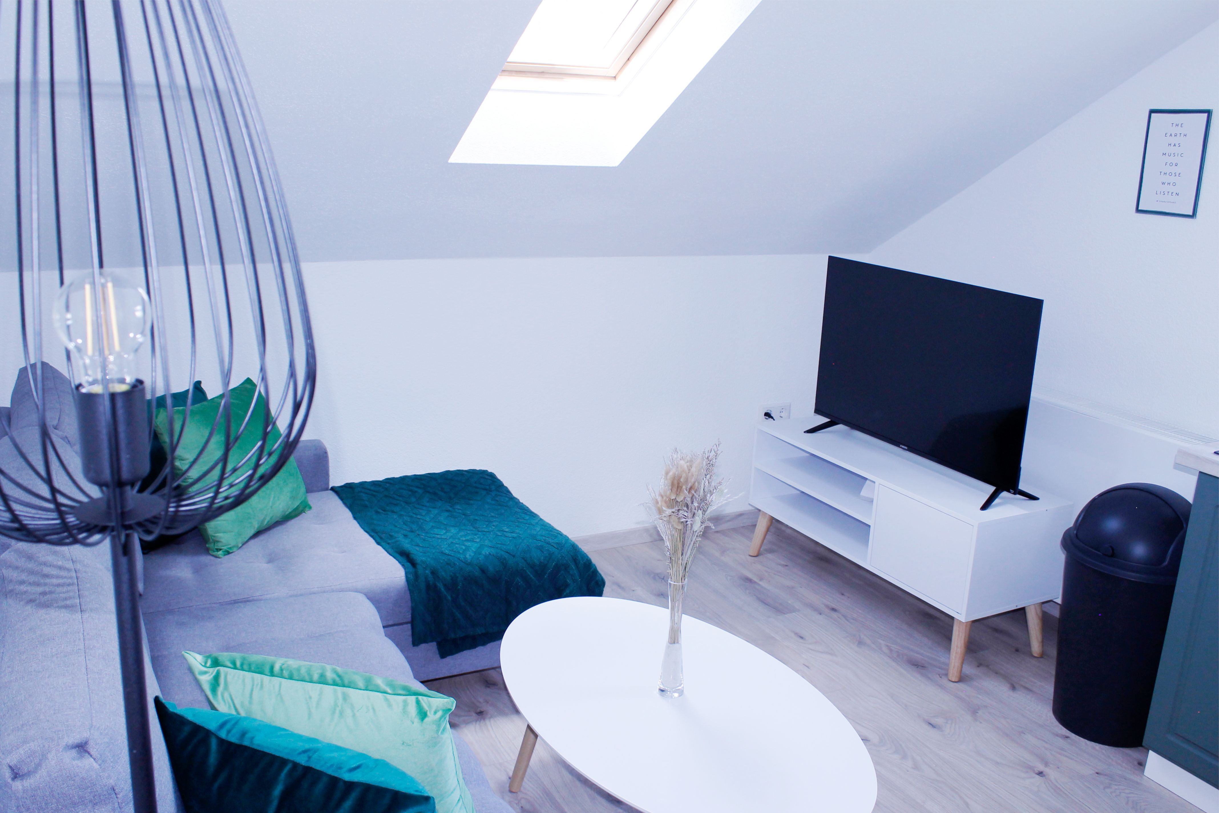  Cozy Attic Floor Apartment - Fully Furnished And Equipped! Located (Bühl)  -  Cozy Attic Floor Apartment - Fully Furnished and Equipped! located (Bühl)  - Gallery -  8