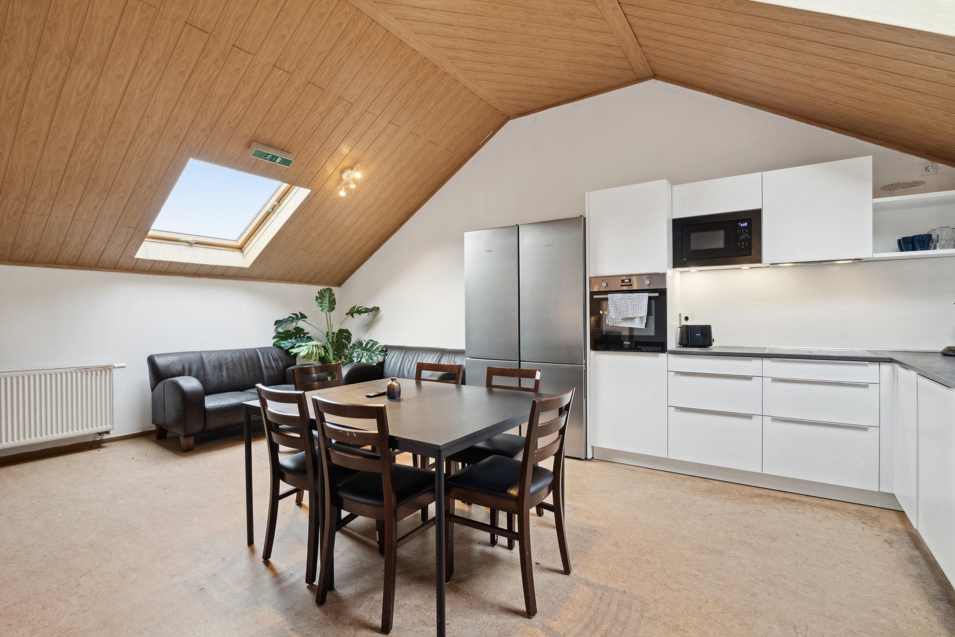 Apartment 4 – Up To 6 Guests - 6