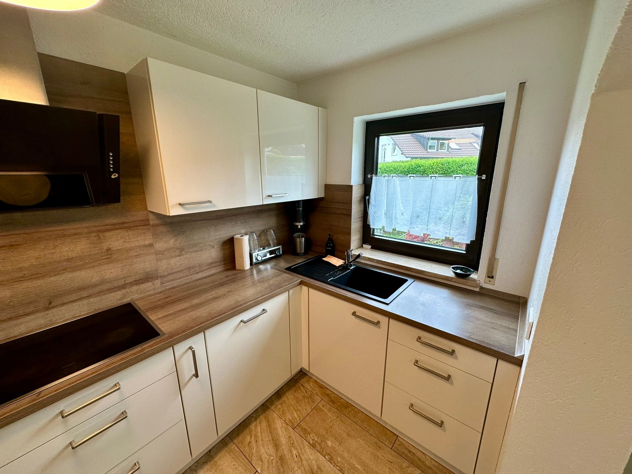  Beautiful Apartment With A Large Garden  -  Beautiful apartment with a large garden  - Gallery -  2