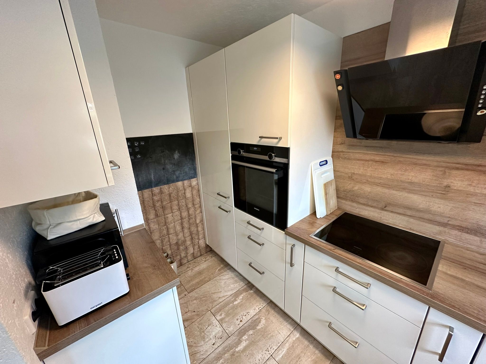  Beautiful Apartment With A Large Garden  -  Beautiful apartment with a large garden  - Gallery -  3