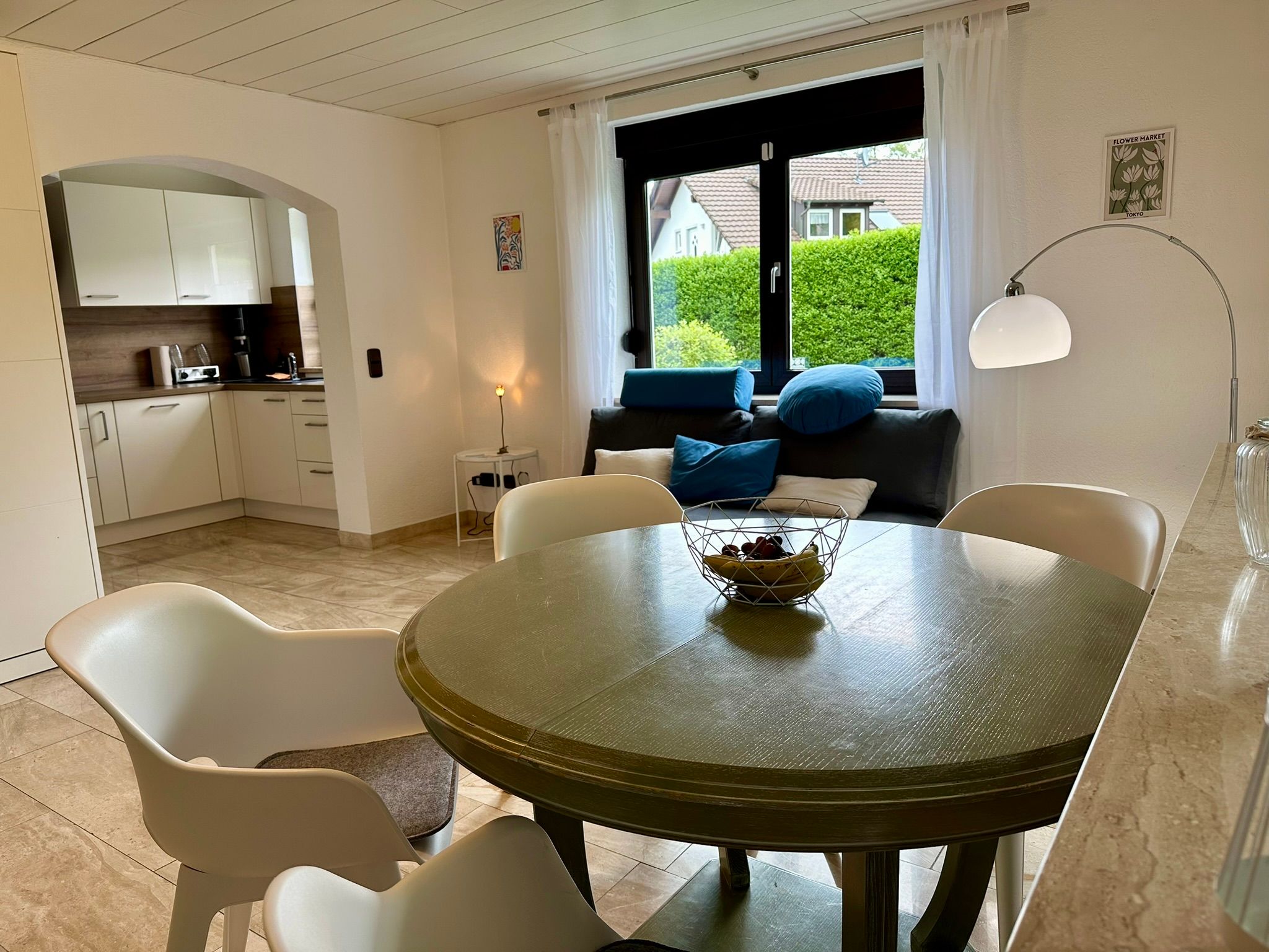  Beautiful Apartment With A Large Garden  -  Beautiful apartment with a large garden  - Gallery -  15