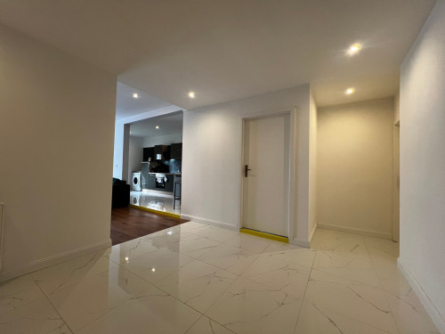 Fantastic suite in excellent location - Gallery - 16
