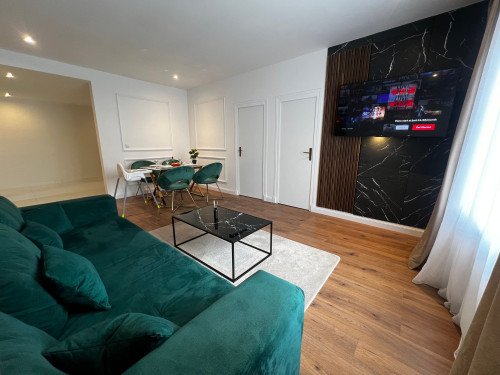 Fantastic suite in excellent location - Gallery - 21