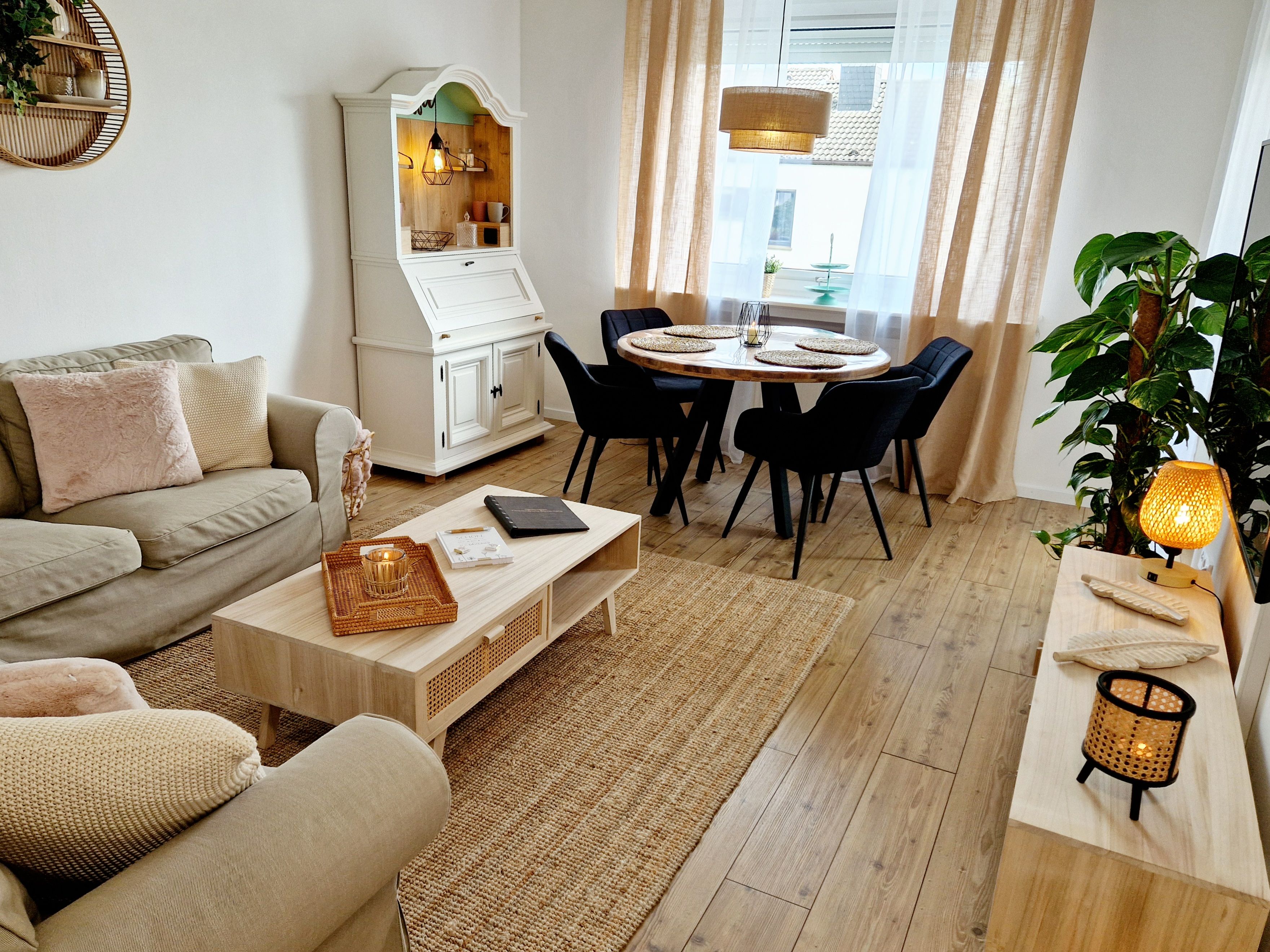 Boho-Style Sonnenhang Holiday Flat With Balcony - 47