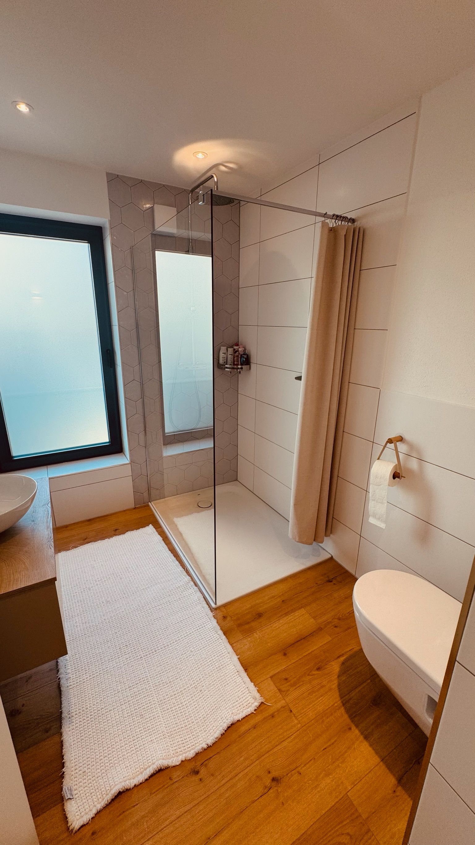 82 M², 3 Rooms · Parking & Balcony · 10 Minutes To Tübingen - 59
