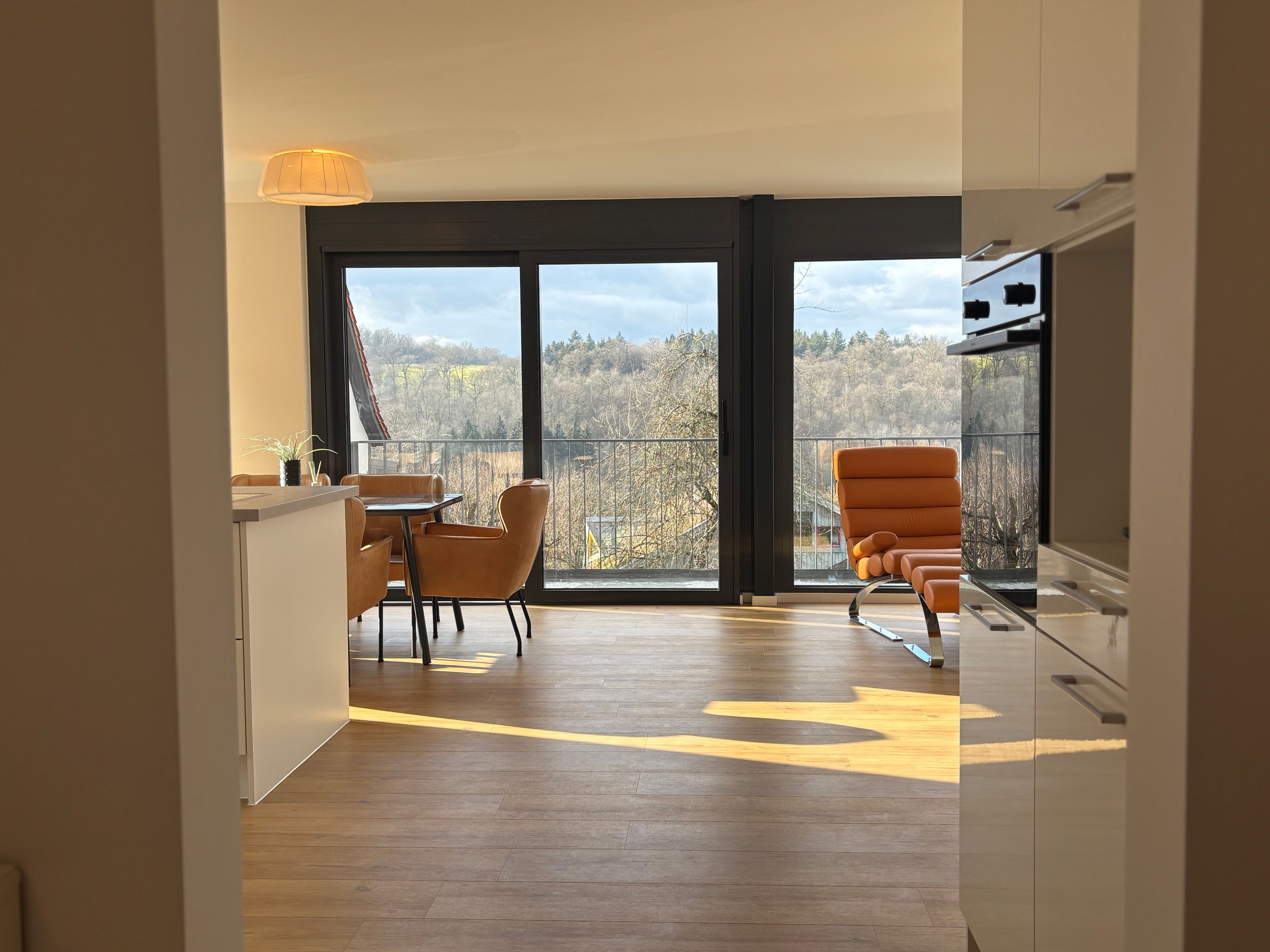82 M², 3 Rooms · Parking & Balcony · 10 Minutes To Tübingen - 7