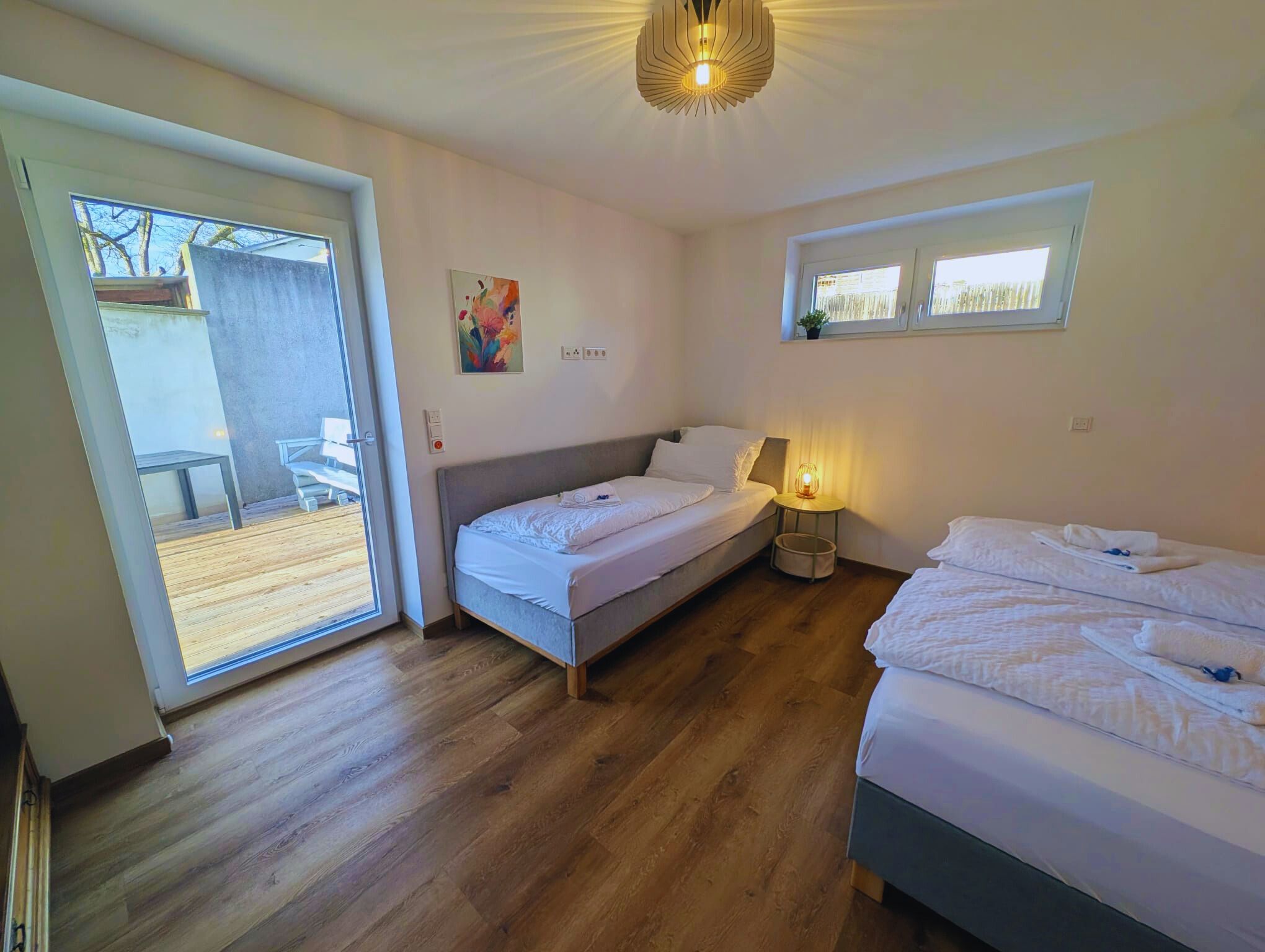 Frankenherz-Apartments: Modern And Spacious Apartment With Terrace And Two Bedrooms - 13