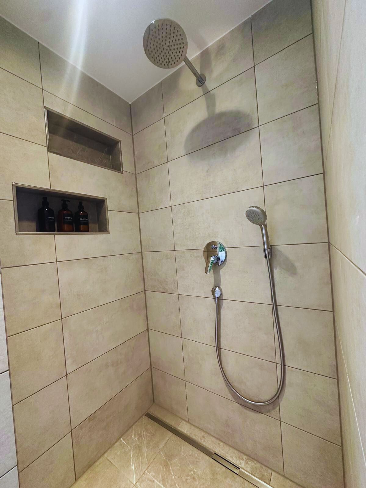 Frankenherz-Apartments: Modern And Spacious Apartment With Terrace And Two Bedrooms - 59