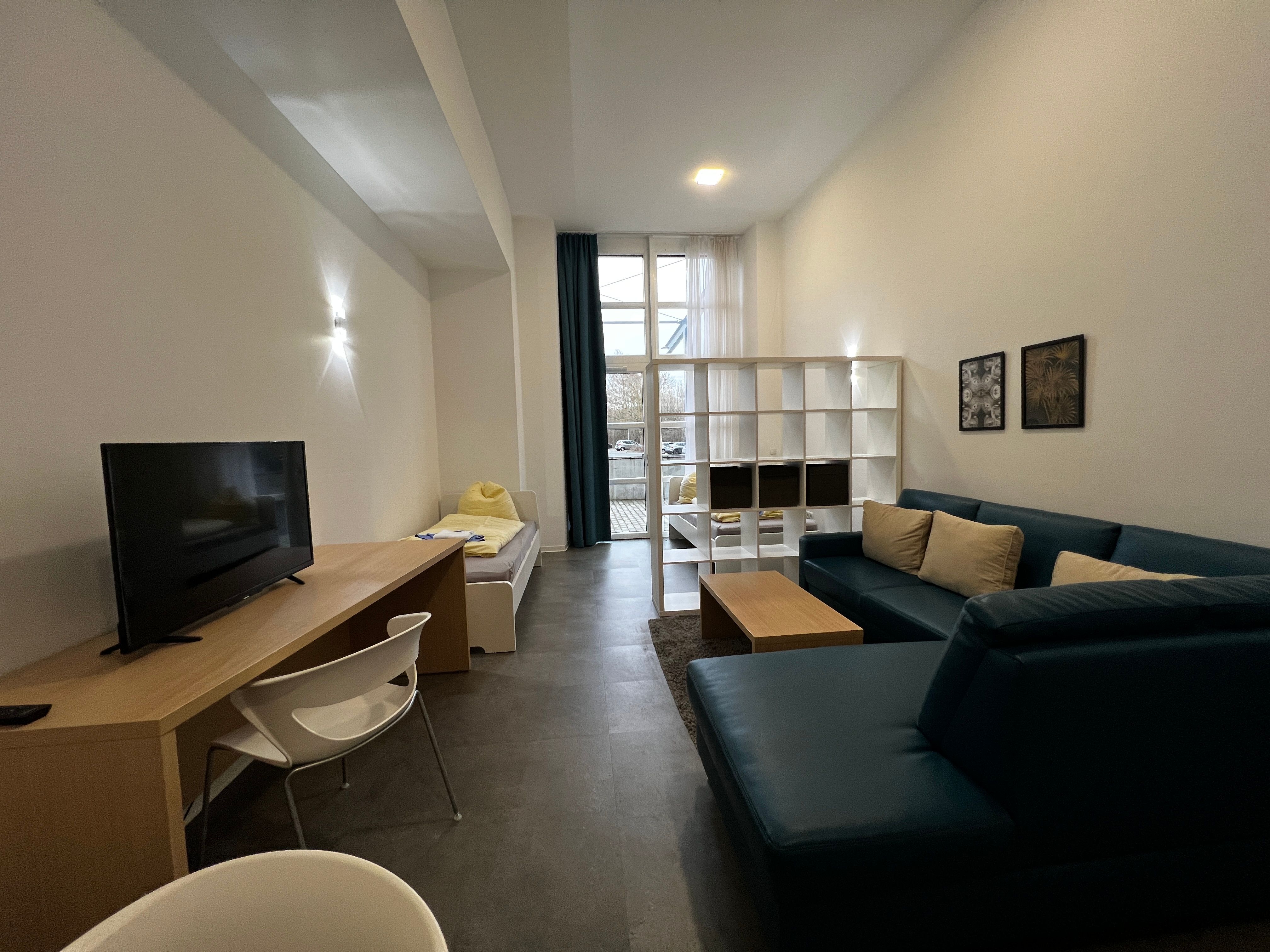  Beautiful & Spacious Flat  -  Beautiful & spacious flat  - Gallery -  9