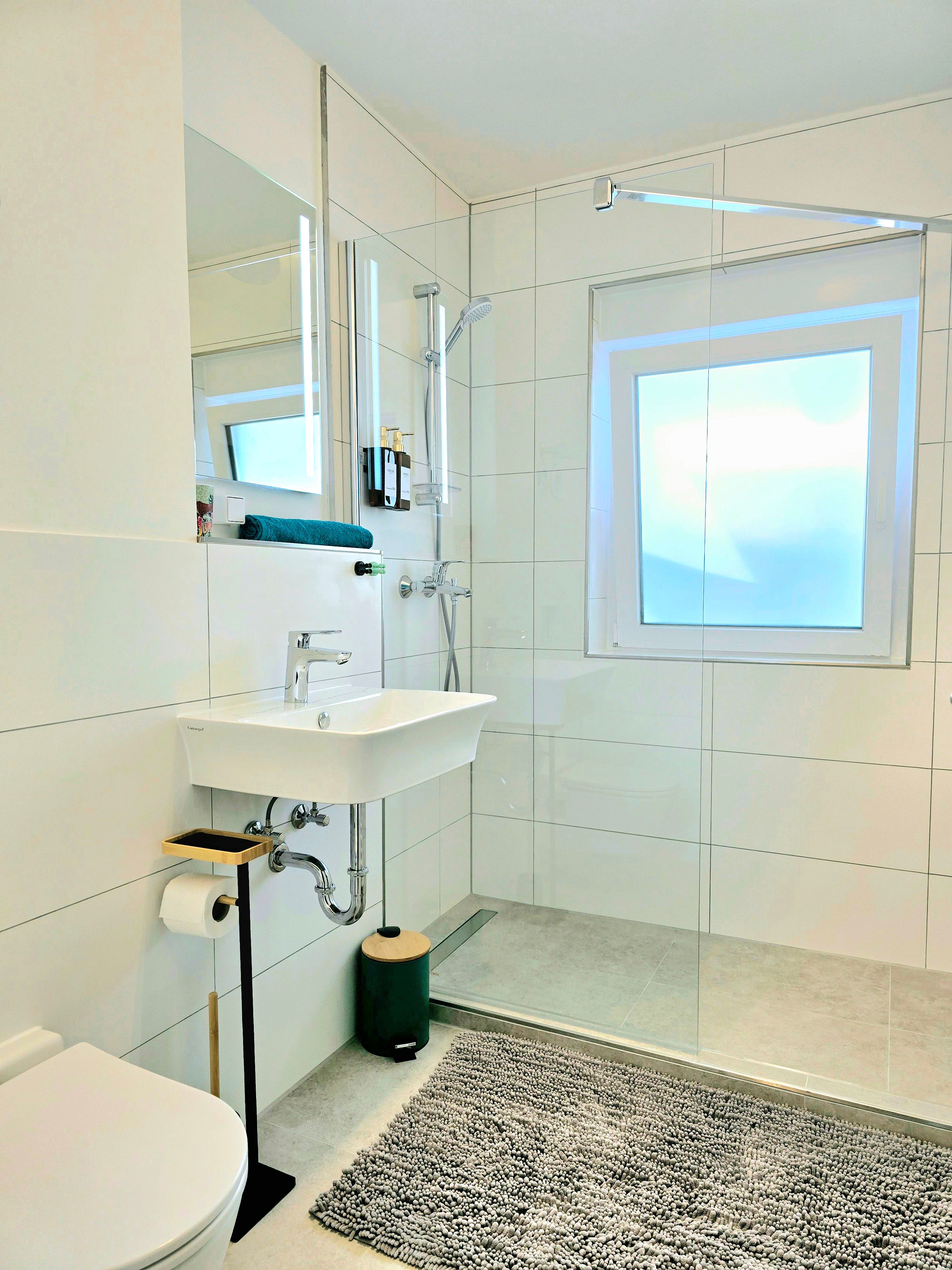  Stylish Apartment With Huge Balcony In Offenbach Am Main  -  Stylish apartment with huge balcony in Offenbach am Main  - Gallery -  16
