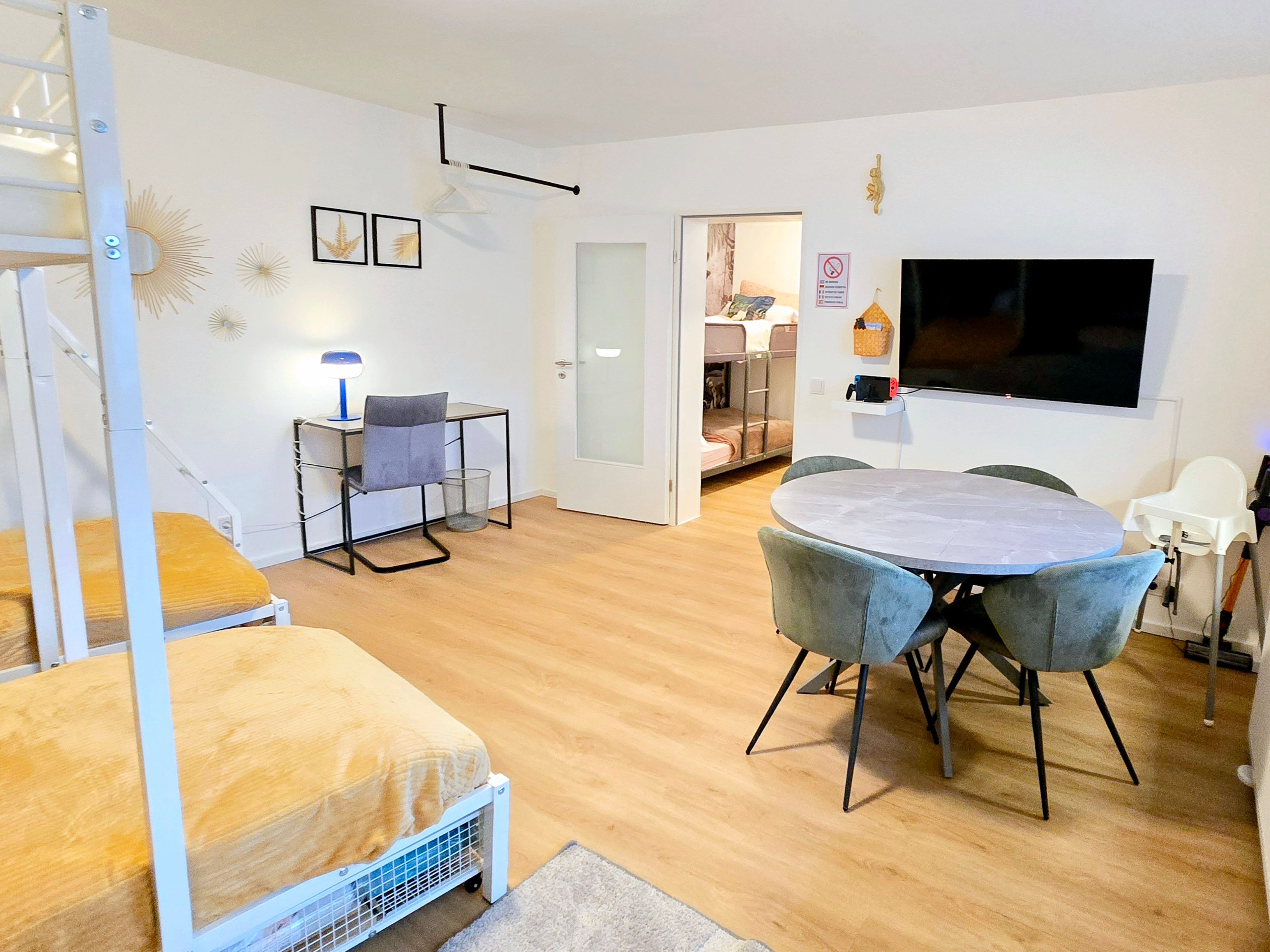  Stylish Apartment With Huge Balcony In Offenbach Am Main  -  Stylish apartment with huge balcony in Offenbach am Main  - Gallery -  23