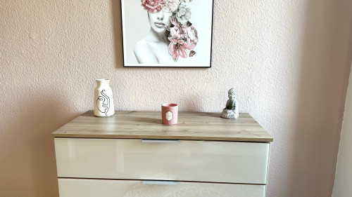 Furnished 2-room apartment for up to 4 people in a central location - ideal for long-term stays