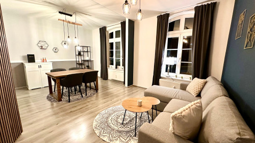 Furnished 2-room apartment for up to 4 people in a central location - ideal for long-term stays