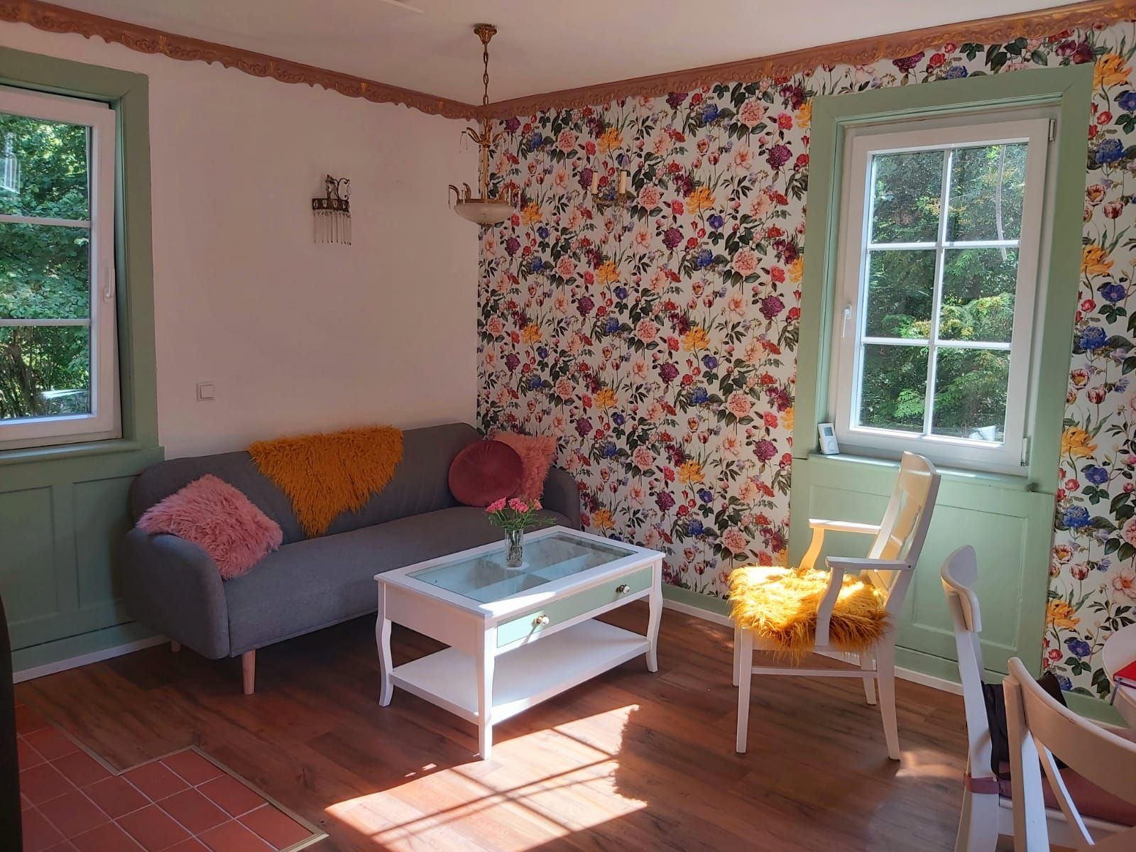  Life In The Railroad Keeper's House In The Middle Of The Forest  -  Life in the railroad keeper's house in the middle of the forest  - Gallery -  4