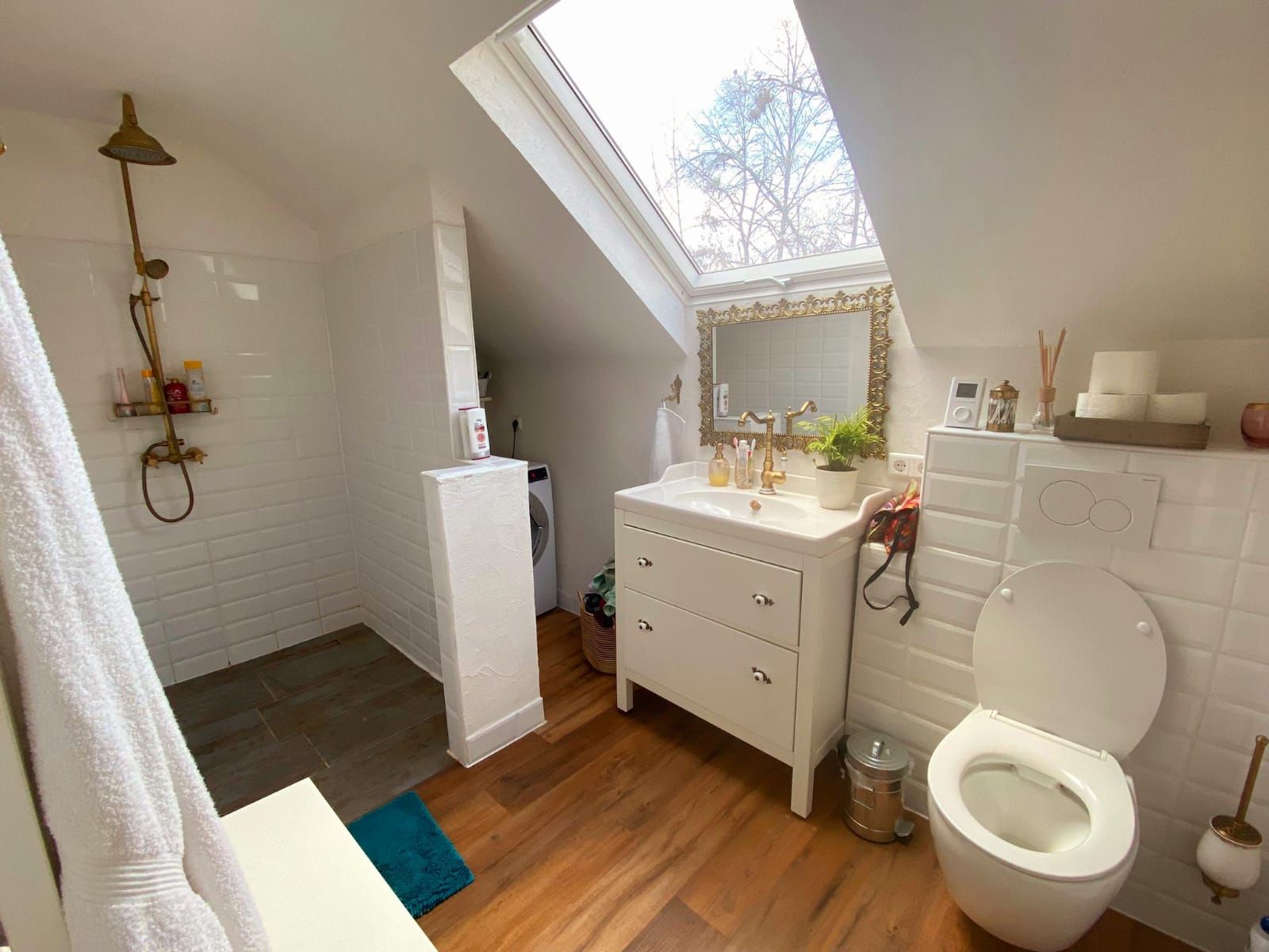 Life In The Railroad Keeper's House In The Middle Of The Forest - Life in the railroad keeper's house in the middle of the forest - Gallery - 6