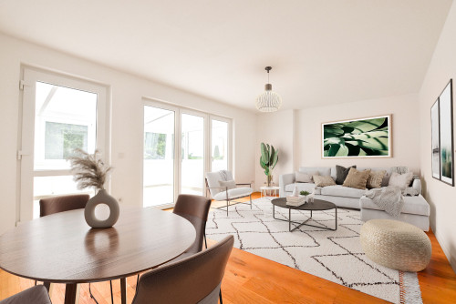 Fantastic renovated house with lots of space and charm