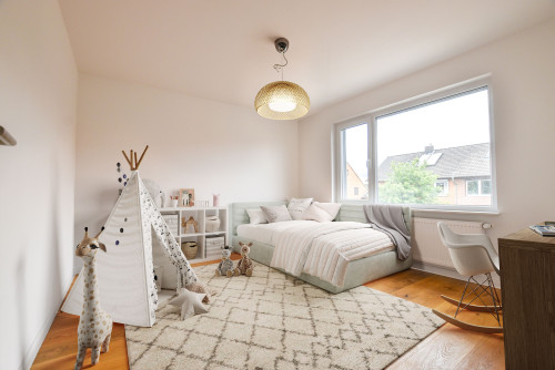 Fantastic renovated house with lots of space and charm