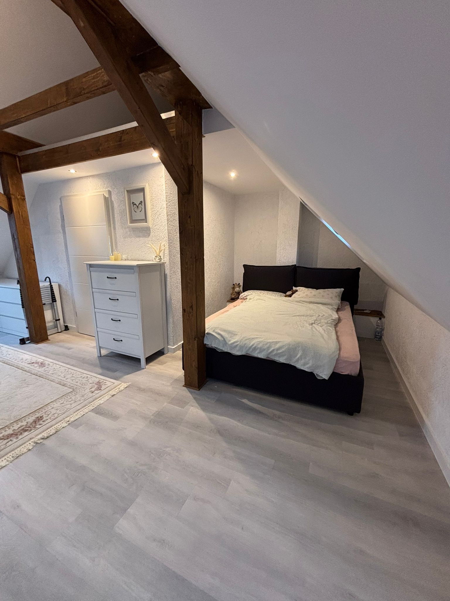 Modernized Half-Timbered House (125 M², 4 Rooms) In Nidderau - €1,200 + €350 NBK - Modernized half-timbered house (125 m², 4 rooms) in Nidderau - €1,200 + €350 NBK - Gallery - 4