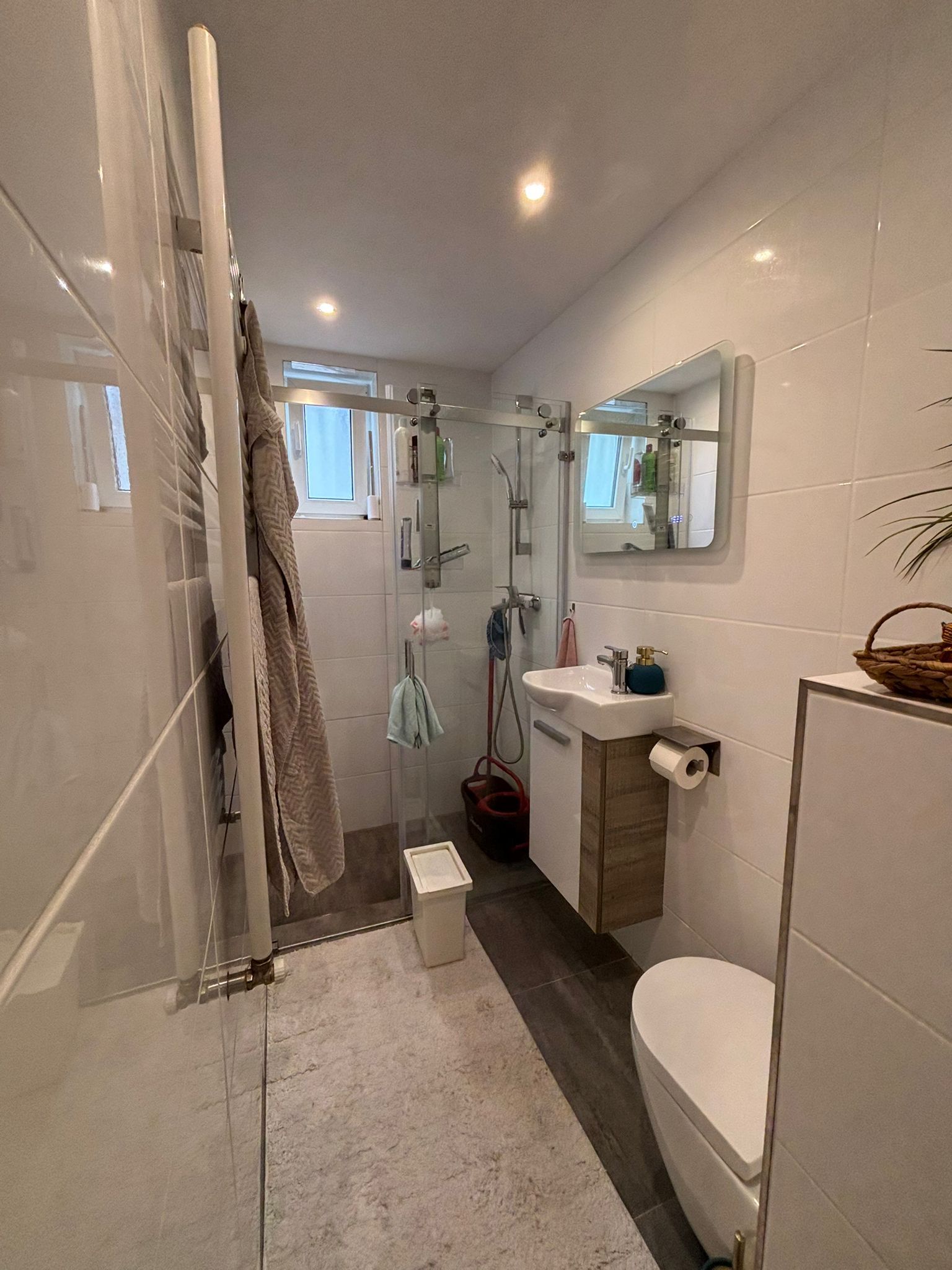 Modernized Half-Timbered House (125 M², 4 Rooms) In Nidderau - €1,200 + €350 NBK - Modernized half-timbered house (125 m², 4 rooms) in Nidderau - €1,200 + €350 NBK - Gallery - 13
