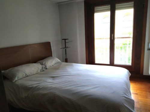Comfy 3 Bedroom Apartment close to Amara-Donostia Train Station