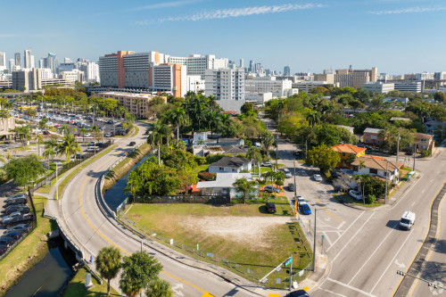 Modern Coliving Community with Private Rooms in Vibrant Little Havana