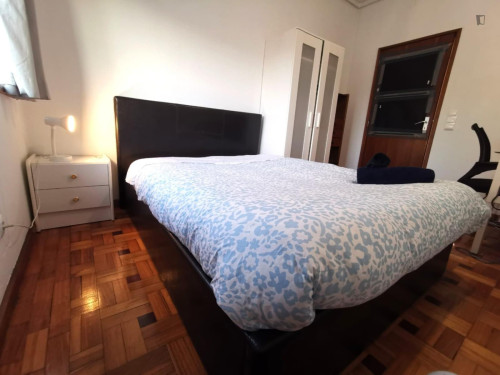All bills included Double Bedroom close to Minho University 8
