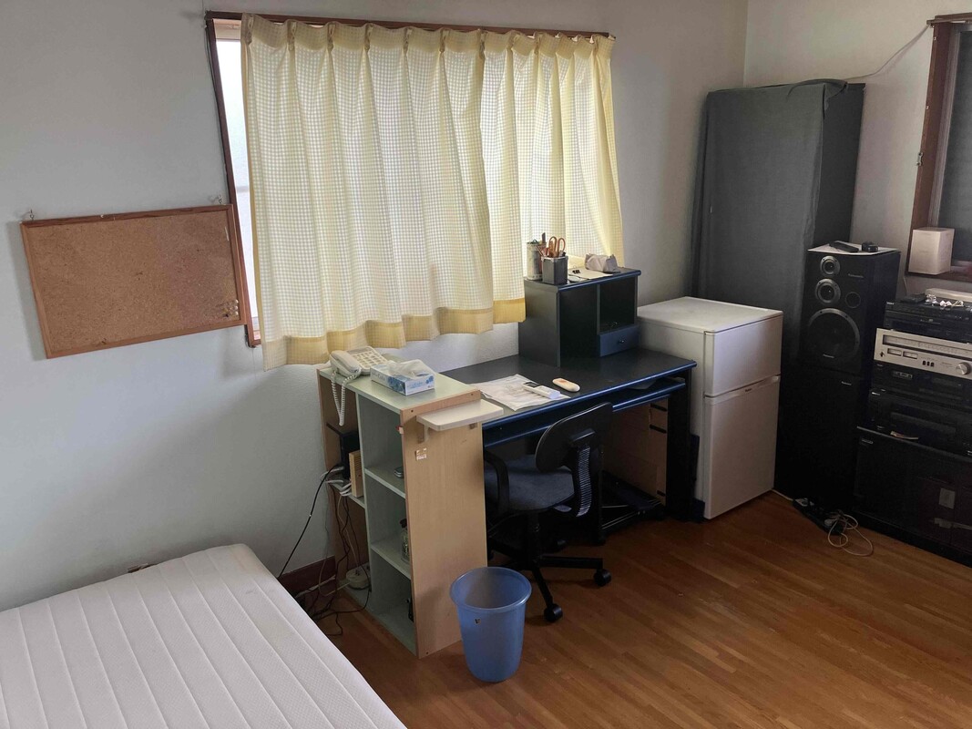  2F　6畳フローリング(Single Bed)  -  大阪観光に便利！！落ち着いた住宅街でホームスティ！  - Gallery -  1