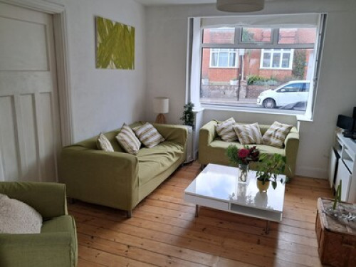 Spacious double room in Hove