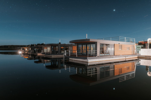 Floating house on the water - Gallery - 13