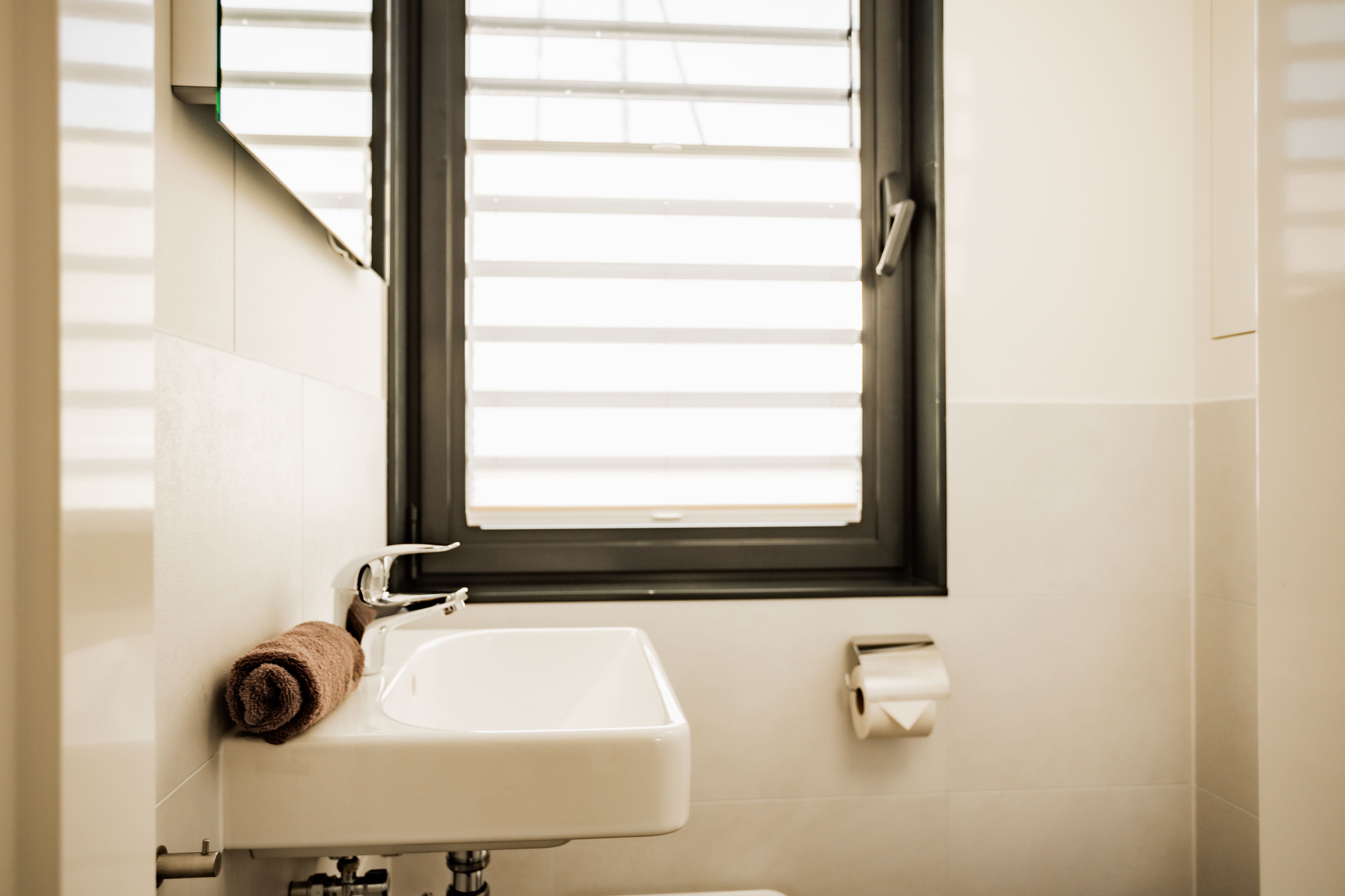  Floating House On The Water  -  Floating house on the water  - Gallery -  19