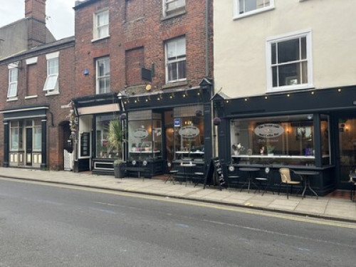 Perfect room in beautiful house 