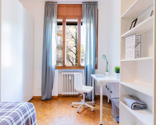 Stanza in Via Roberto Schumann